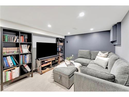 746 Roxborough Avenue, Hamilton, ON - Indoor Photo Showing Bathroom