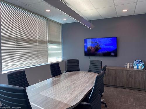 202-1349 Sandhill Drive, Ancaster, ON 