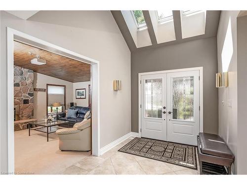 275 Alexander Court, Burlington, ON - Indoor Photo Showing Other Room