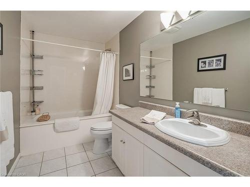 275 Alexander Court, Burlington, ON - Indoor Photo Showing Bathroom