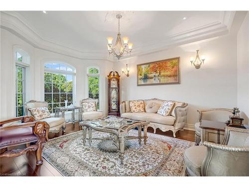 3122 Cedar Springs Road, Burlington, ON - Indoor Photo Showing Living Room