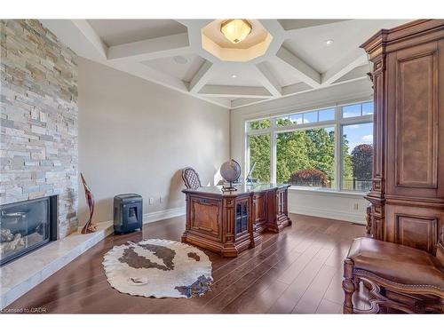 3122 Cedar Springs Road, Burlington, ON - Indoor Photo Showing Living Room With Fireplace