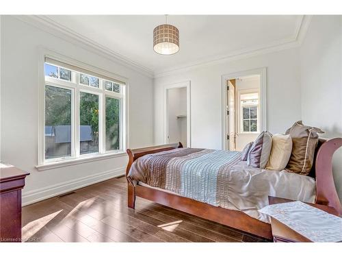 3122 Cedar Springs Road, Burlington, ON - Indoor Photo Showing Bedroom