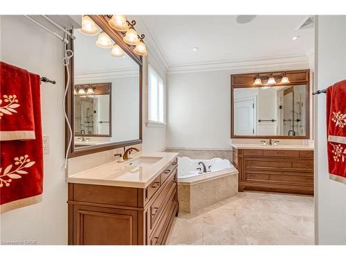 3122 Cedar Springs Road, Burlington, ON - Indoor Photo Showing Bathroom