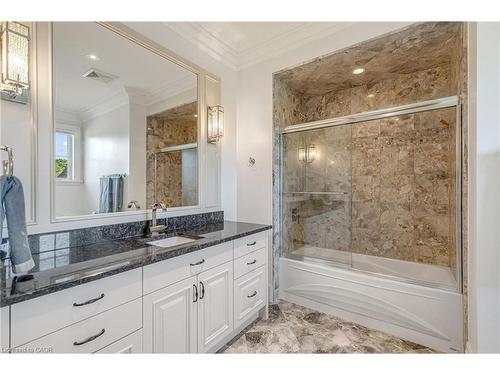 3122 Cedar Springs Road, Burlington, ON - Indoor Photo Showing Bathroom
