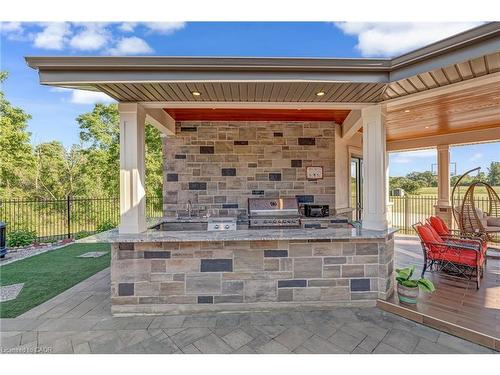 3122 Cedar Springs Road, Burlington, ON - Outdoor