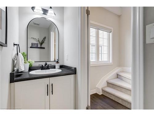 49-377 Glancaster Road, Hamilton, ON - Indoor Photo Showing Bathroom