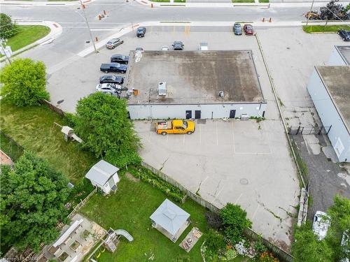 8 Oxford Street, Cambridge, ON 