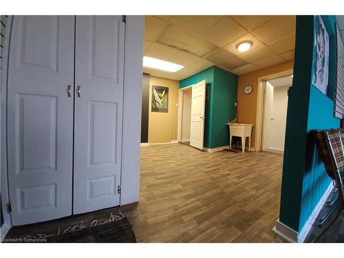 269 Cannon Street E, Hamilton, ON - Indoor Photo Showing Other Room