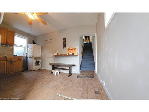 269 Cannon Street E, Hamilton, ON - Indoor Photo Showing Laundry Room