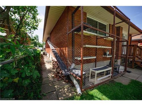 Upper-192 Glen Road, Kitchener, ON - Outdoor With Exterior