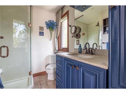 15 Marquette Drive, Kitchener, ON - Indoor Photo Showing Bathroom