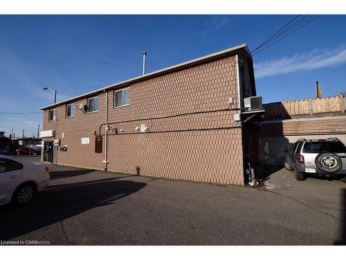 120 Parkdale Avenue N, Hamilton, ON 