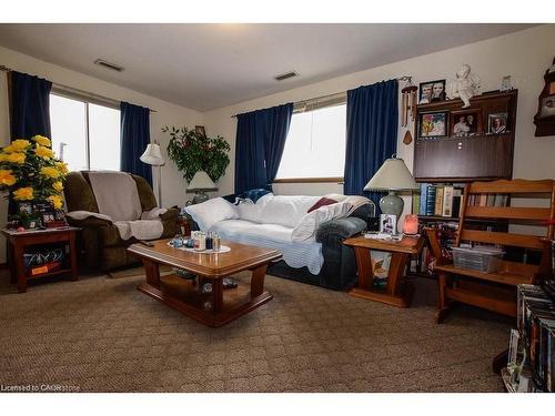 120 Parkdale Avenue N, Hamilton, ON 