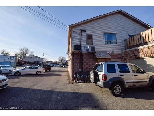 120 Parkdale Avenue N, Hamilton, ON 