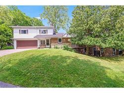 18 Sullivan's Lane  Dundas, ON L9H 5N7