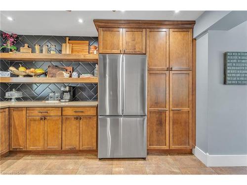 316 Fennell Avenue W, Hamilton, ON - Indoor Photo Showing Kitchen