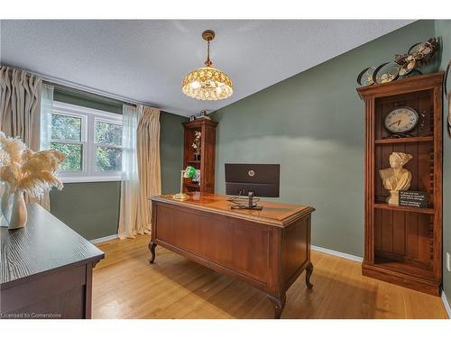 316 Fennell Avenue W, Hamilton, ON - Indoor Photo Showing Office