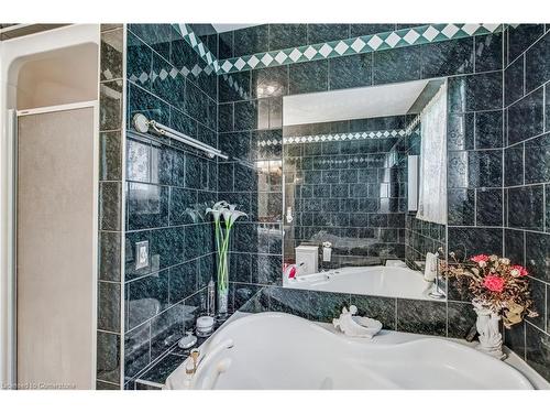 348 Barrick Road, Port Colborne, ON - Indoor Photo Showing Bathroom