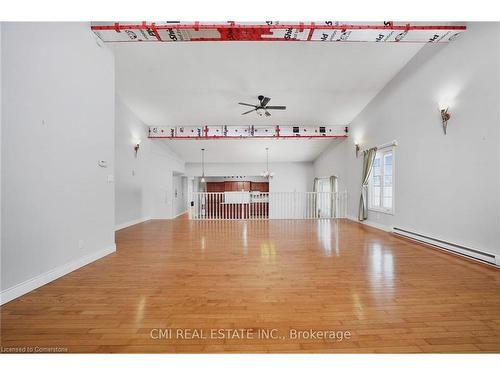 1632 Conc 2-3 Road, Cochrane, ON - Indoor Photo Showing Other Room