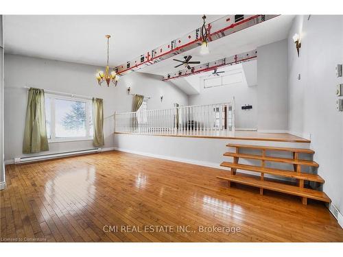 1632 Conc 2-3 Road, Cochrane, ON - Indoor Photo Showing Other Room