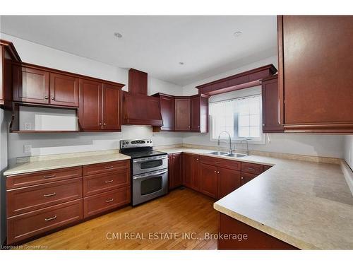 1632 Conc 2-3 Road, Cochrane, ON - Indoor Photo Showing Kitchen With Double Sink