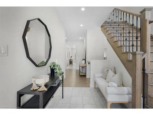 157 Cactus Crescent, Hamilton, ON - Indoor Photo Showing Other Room