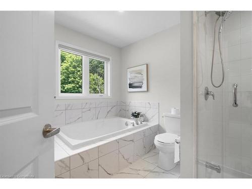 157 Cactus Crescent, Hamilton, ON - Indoor Photo Showing Bathroom