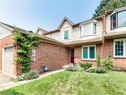 22 Hedgelawn Drive  Grimsby, ON L3M 5G9