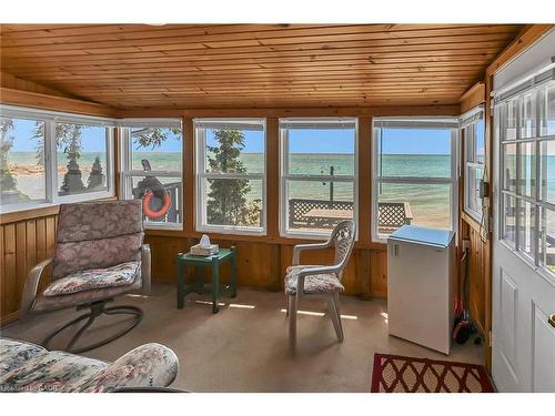 86 Lakeshore Road, Selkirk, ON - Indoor