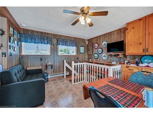 86 Lakeshore Road, Selkirk, ON - Indoor