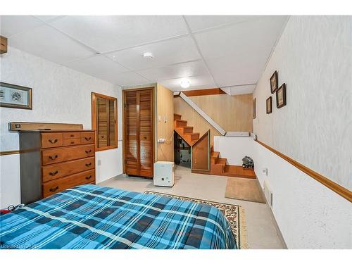 86 Lakeshore Road, Selkirk, ON - Indoor Photo Showing Bedroom