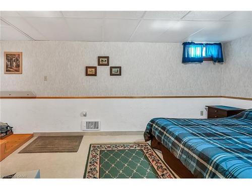 86 Lakeshore Road, Selkirk, ON - Indoor Photo Showing Bedroom