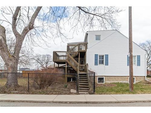 Upper-36 West 3Rd Street, Hamilton, ON - Outdoor