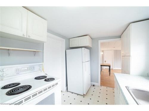 Upper-36 West 3Rd Street, Hamilton, ON - Indoor Photo Showing Kitchen