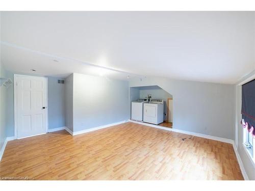 Upper-36 West 3Rd Street, Hamilton, ON - Indoor