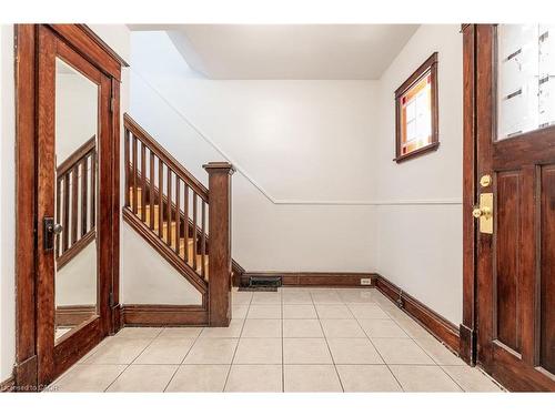 272 Stinson Crescent, Hamilton, ON - Indoor Photo Showing Other Room