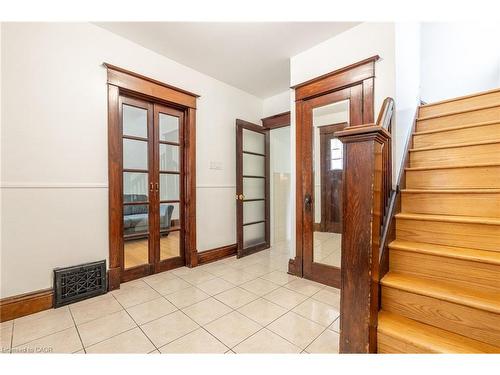 272 Stinson Crescent, Hamilton, ON - Indoor Photo Showing Other Room