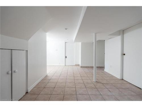 272 Stinson Crescent, Hamilton, ON - Indoor Photo Showing Other Room