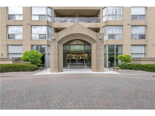 704-1800 The Collegeway, Mississauga, ON - Outdoor With Facade
