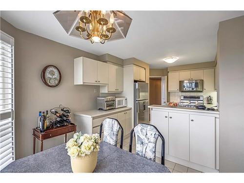 704-1800 The Collegeway, Mississauga, ON - Indoor