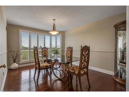 704-1800 The Collegeway, Mississauga, ON - Indoor Photo Showing Dining Room