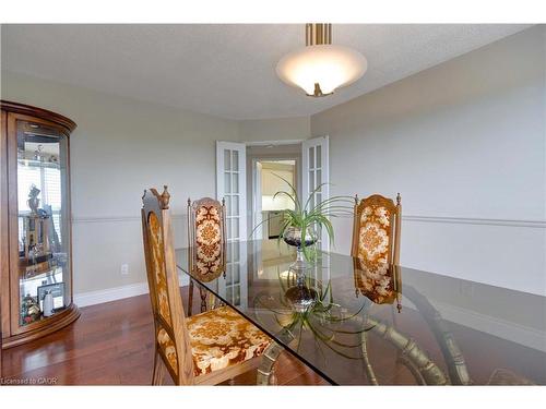 704-1800 The Collegeway, Mississauga, ON - Indoor