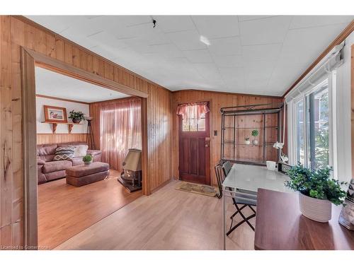 16 Broad Street, Port Dover, ON - Indoor