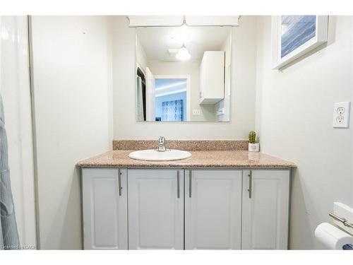 612-135 James Street S, Hamilton, ON - Indoor Photo Showing Bathroom