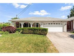 58 Centennial Parkway S Hamilton, ON L8G 2C4