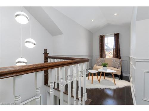 436 Goodram Drive, Burlington, ON - Indoor Photo Showing Other Room