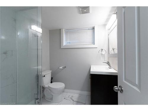 436 Goodram Drive, Burlington, ON - Indoor Photo Showing Bathroom