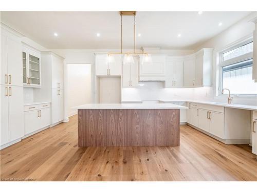 21 Oakley Drive, Niagara-On-The-Lake, ON - Indoor Photo Showing Kitchen