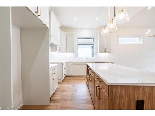 21 Oakley Drive, Niagara-On-The-Lake, ON - Indoor Photo Showing Kitchen